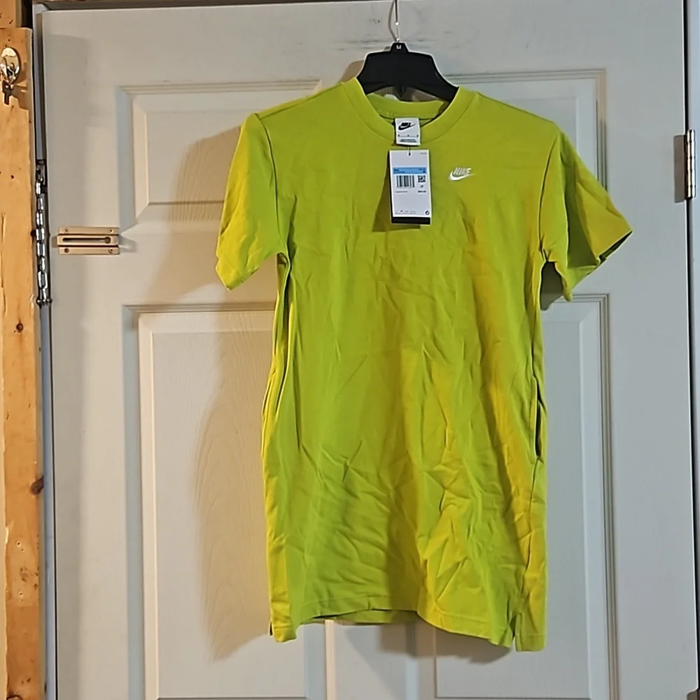 Nike Girls’ Sportswear T-Shirt Dress: GREEN: NEW WITH TAGS: SIZE M